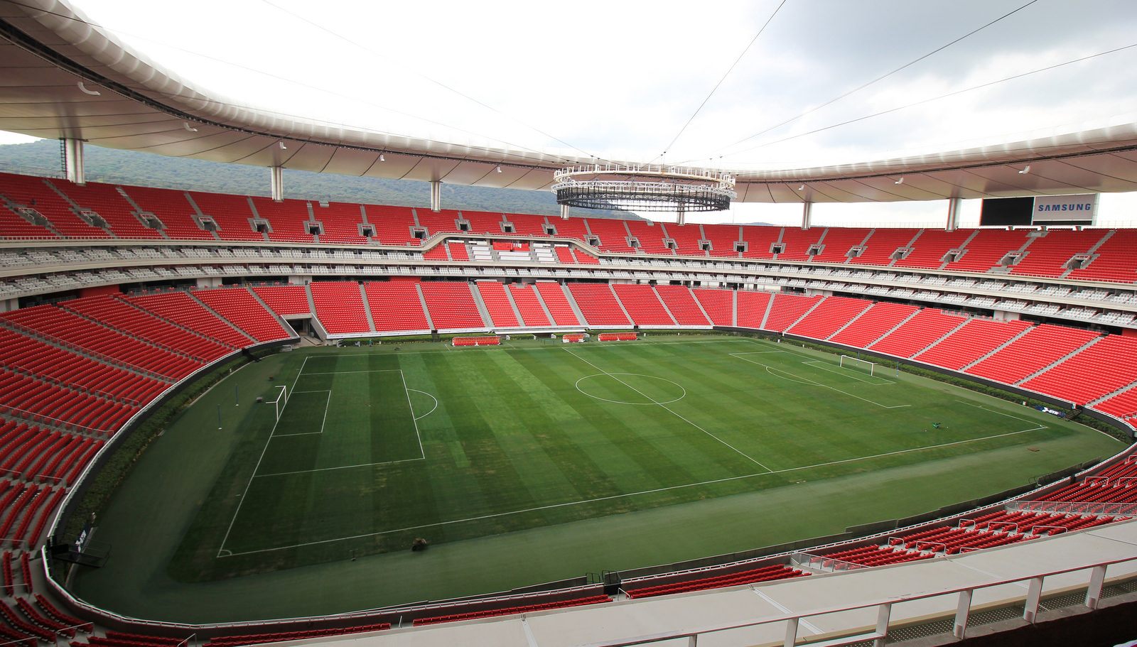 Estadio Akron